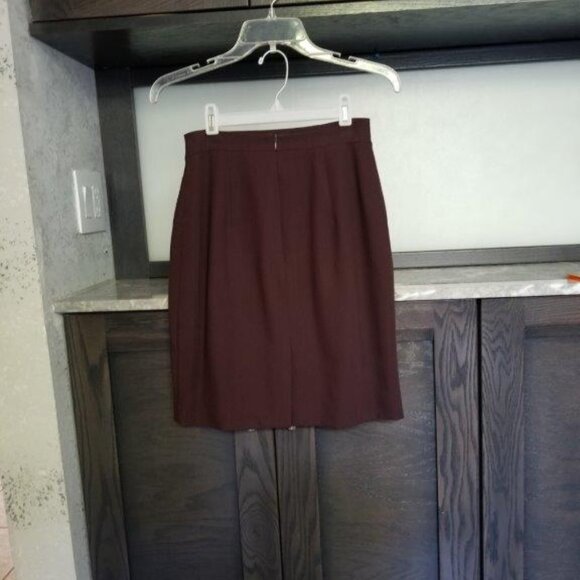 Tahari vintage two piece suit - Picture 3 of 8